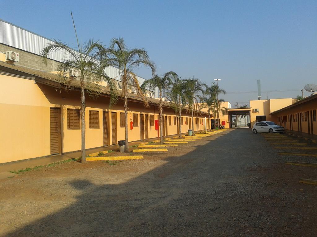 Três Lagoas Hotel Veredas מראה חיצוני תמונה